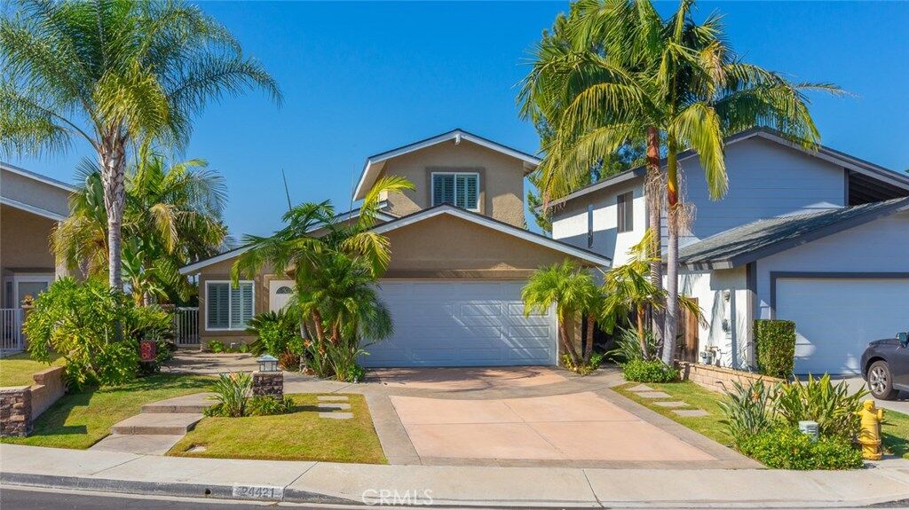 Property Photo:  24421 Ardisa  CA 92692 