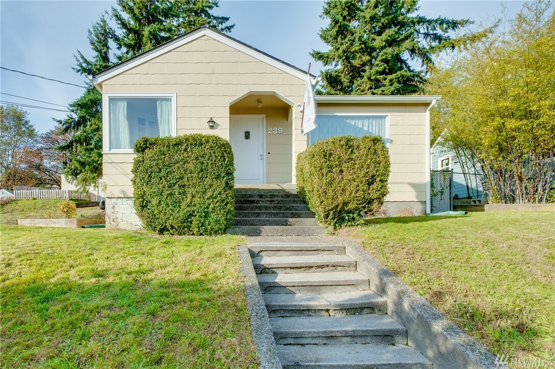 Property Photo:  239 S Cambrian Ave  WA 98312 