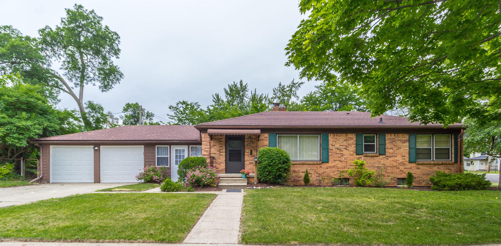 Property Photo: 1037 Linden Street MI 48823