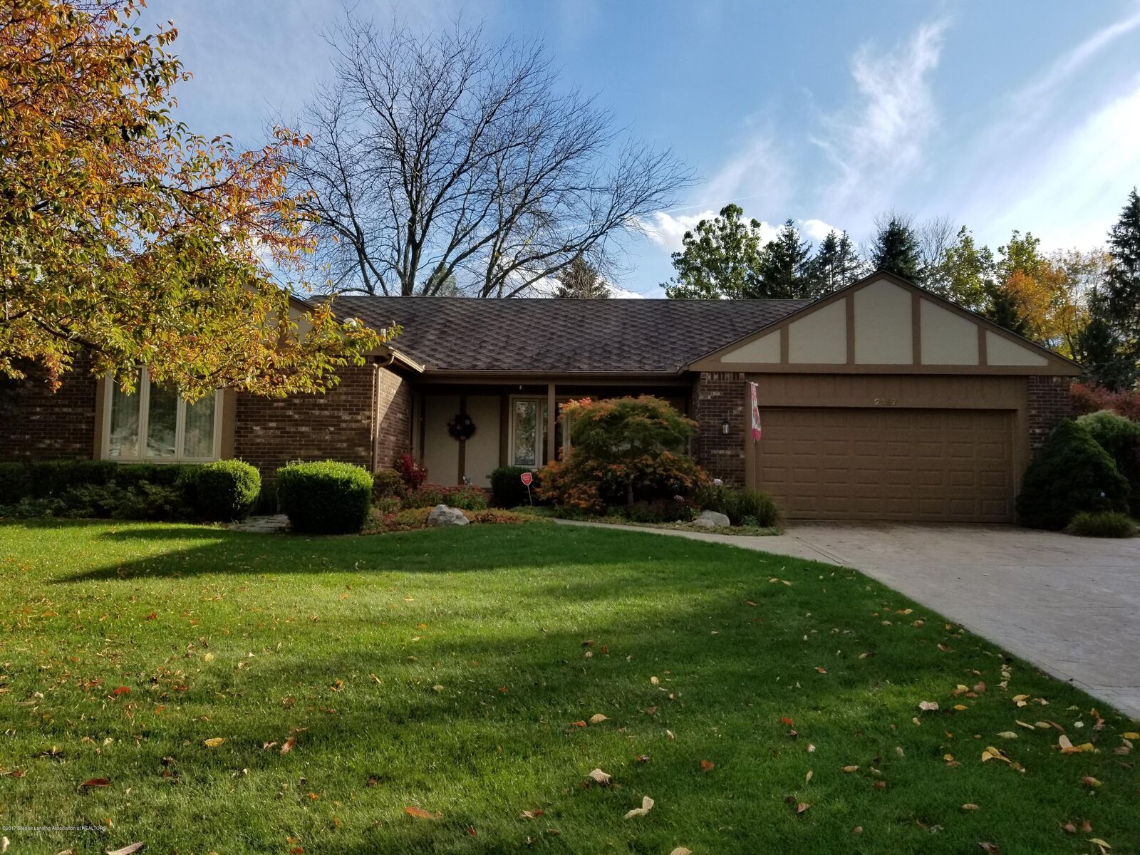Property Photo:  2157 Riverwood Drive  MI 48864 