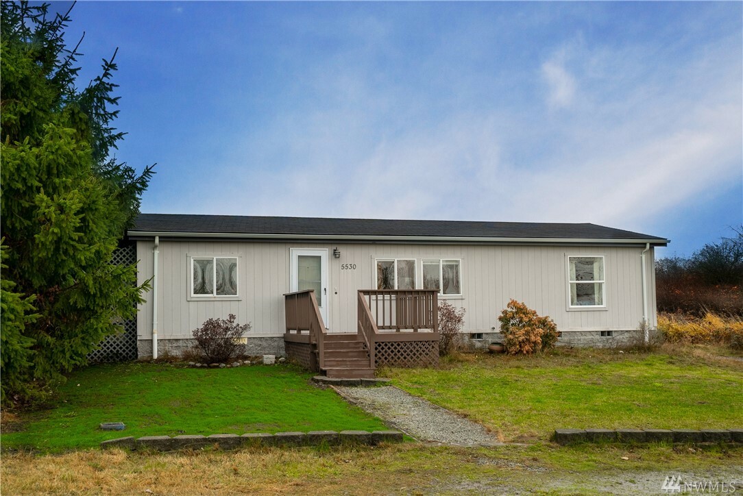 Property Photo:  5530 Bay Ridge Dr  WA 98230 