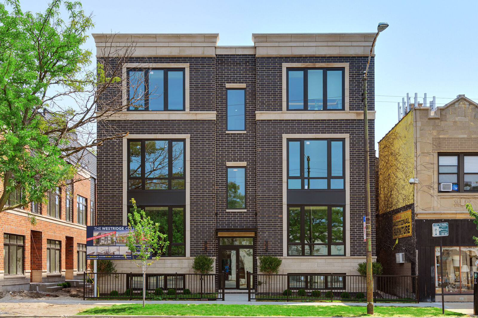 Property Photo:  6911 North Western Avenue 1N  IL 60645