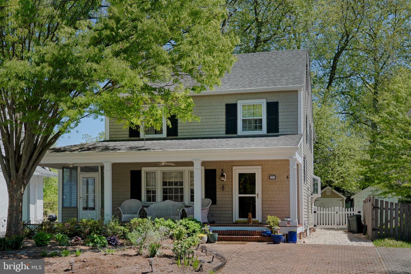 Property Photo:  209 Mount Vernon Avenue  MD 21620 