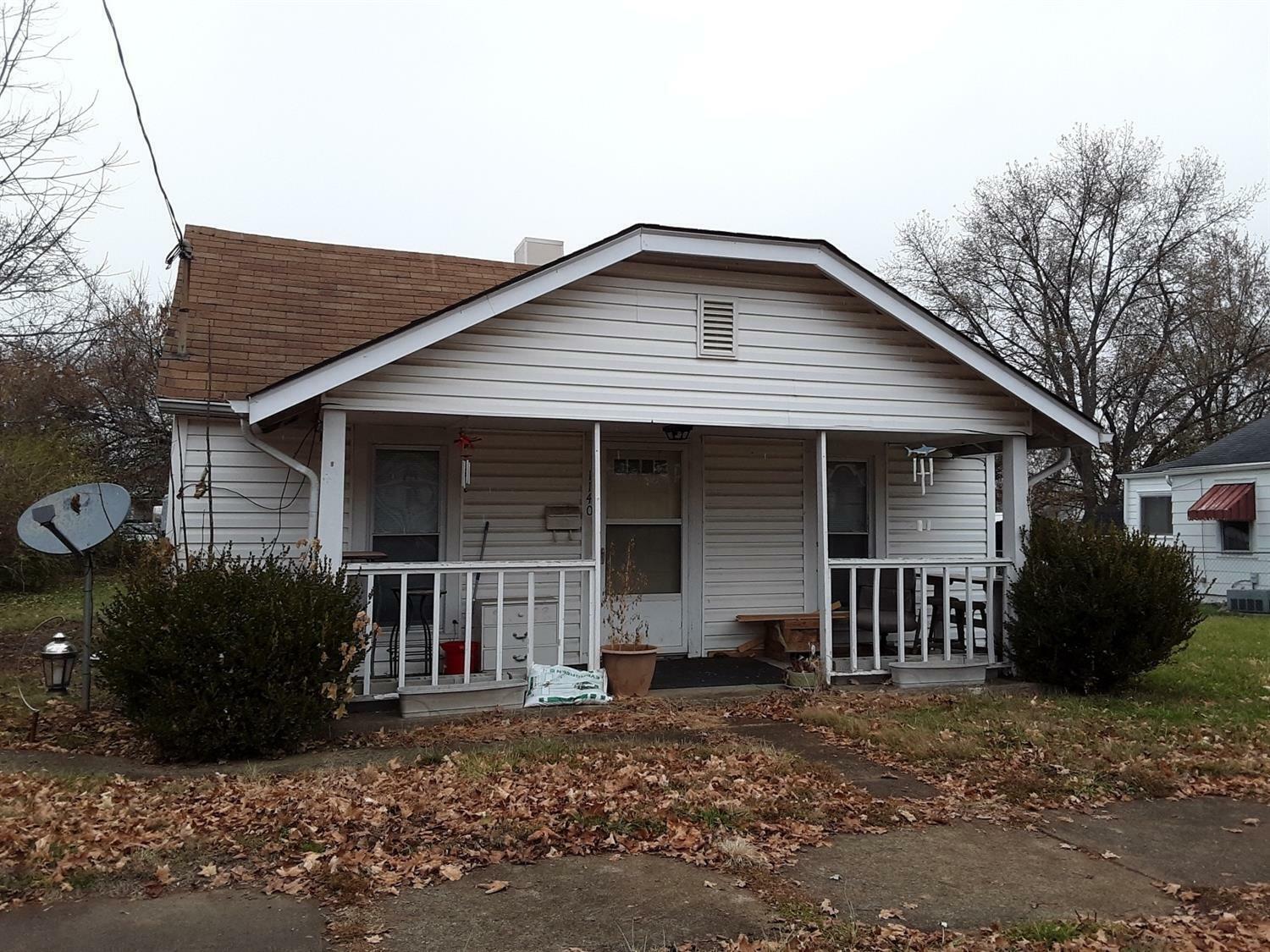 Property Photo:  1140 Hunt Ave  OH 45013 