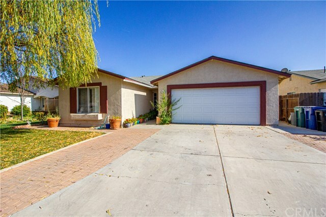 Property Photo:  158 Calle Arroyo  CA 93461 