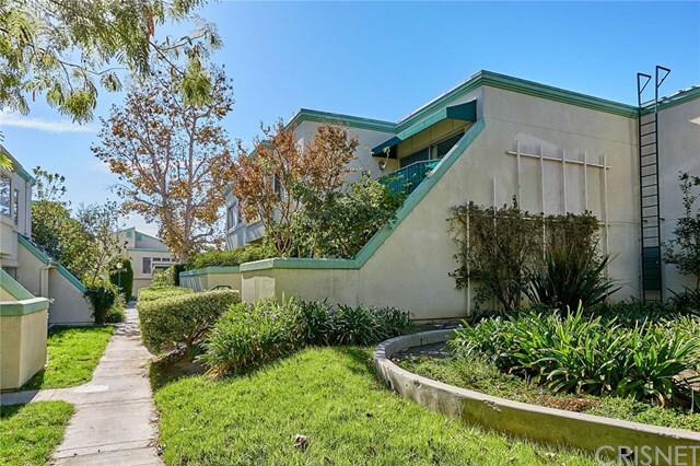 Property Photo:  18516 Mayall Street F  CA 91324 