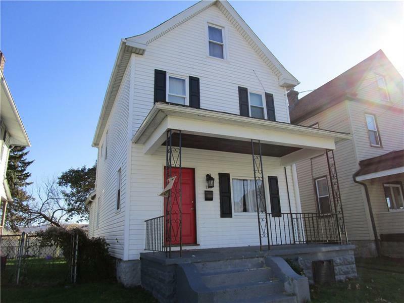 Property Photo:  115 Loyalhanna Avenue  PA 15650 