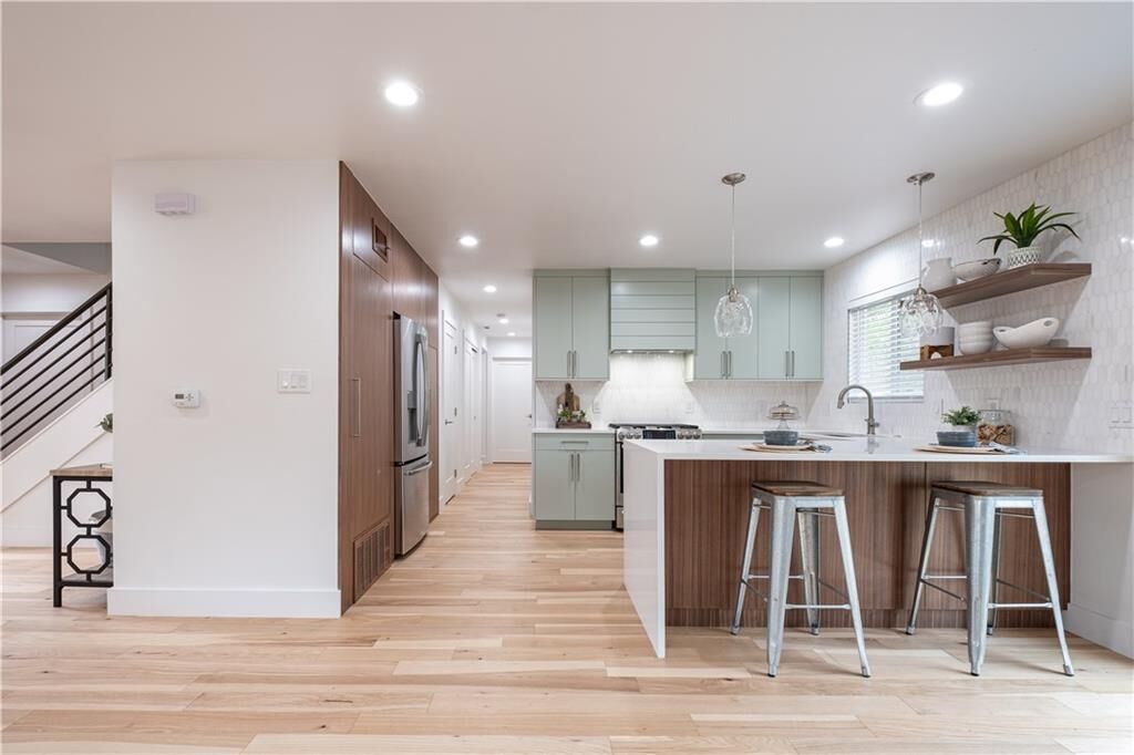 Property Photo: 300 Lightsey Road A TX 78704