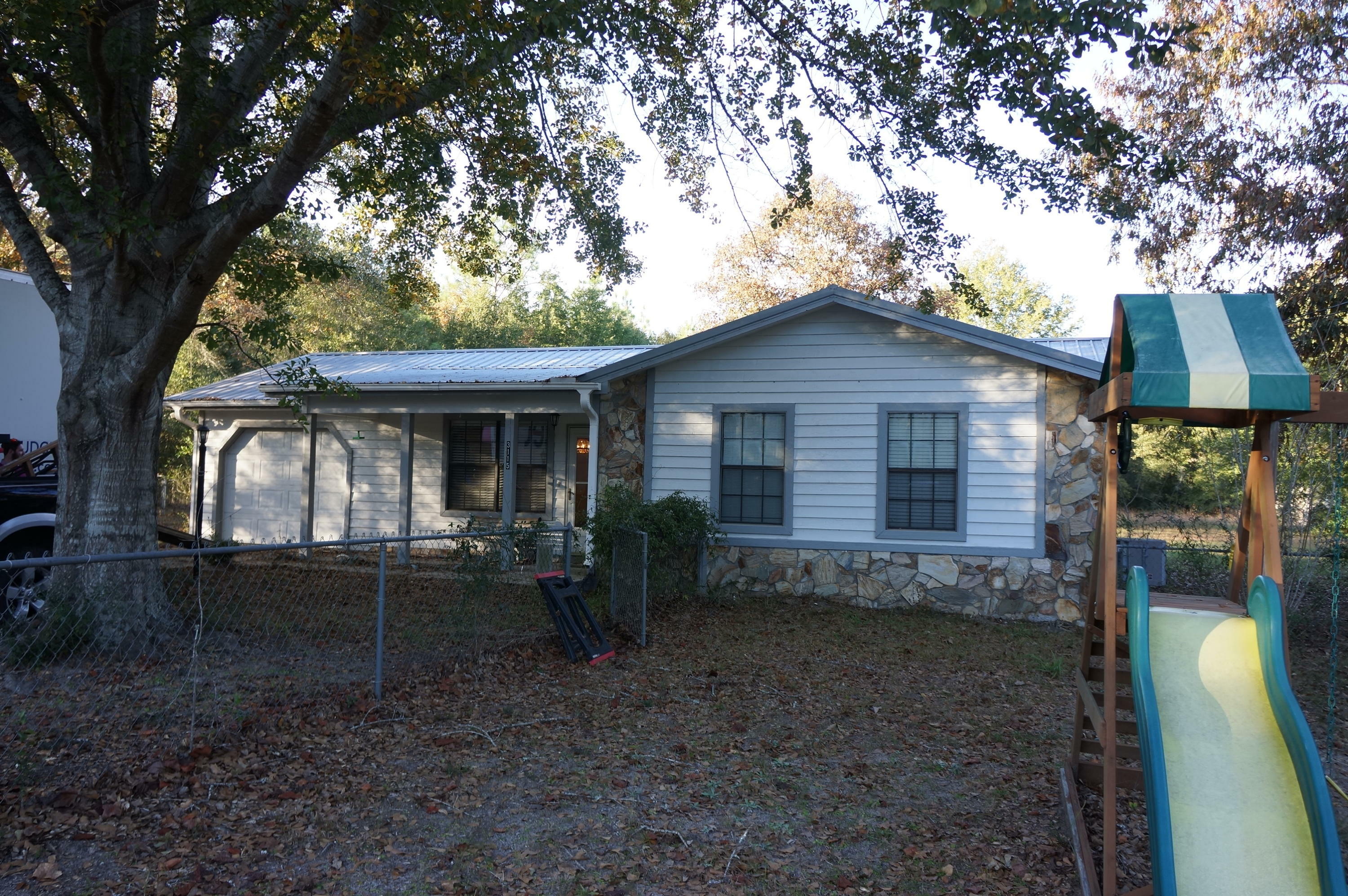 Property Photo:  3115 Auburn Road  FL 32539 