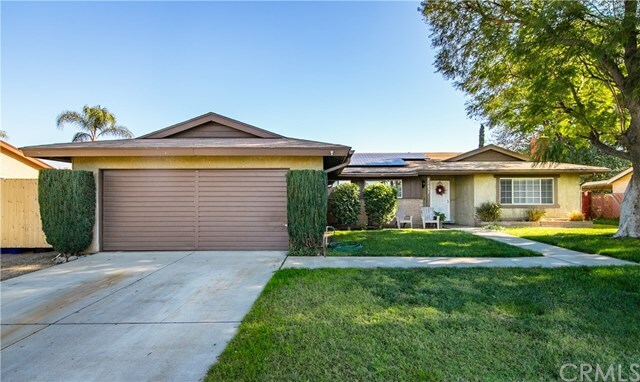 Property Photo:  11037 Walnut Street  CA 92316 