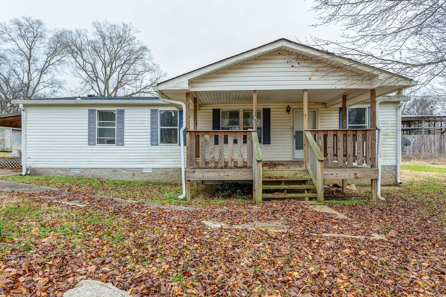 Property Photo:  5655 S Commerce Rd  TN 37184 