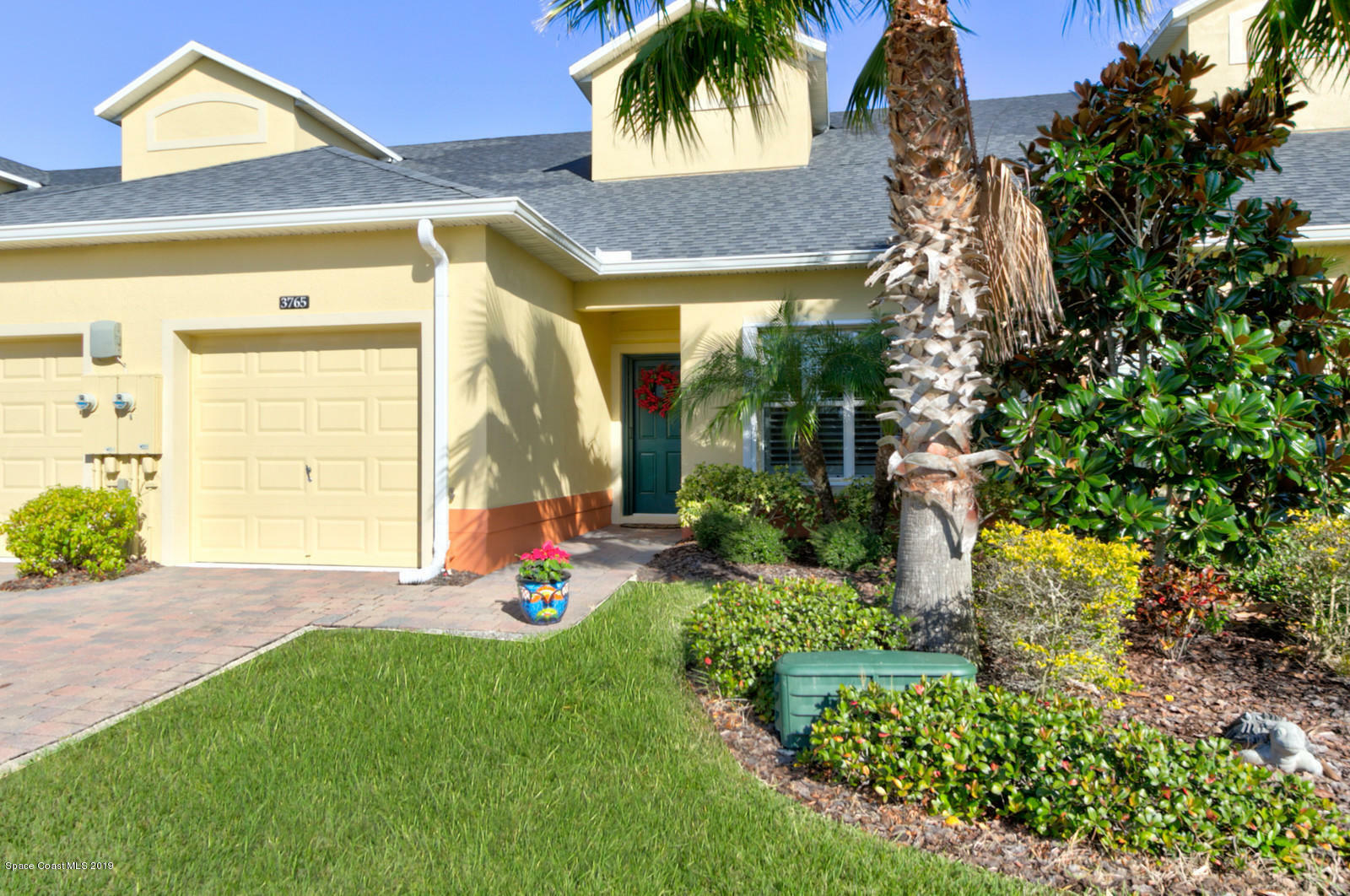 Property Photo:  3765 Sansome Circle  FL 32940 