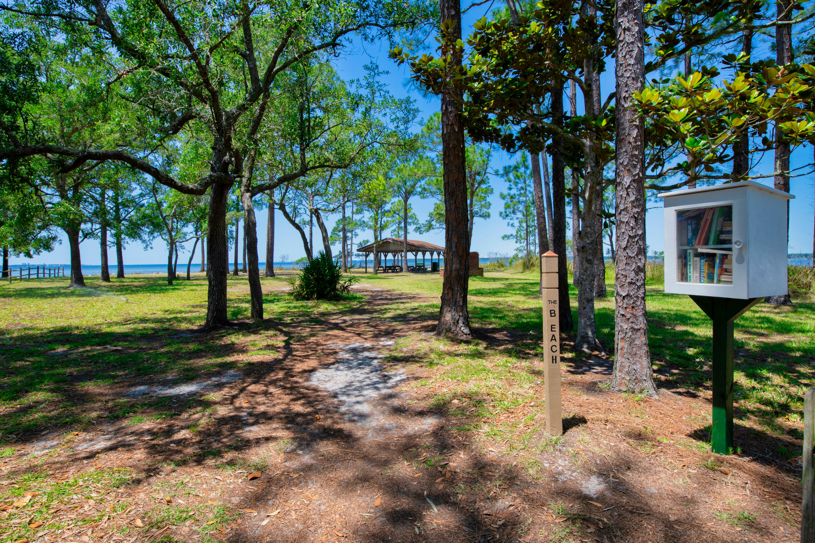 Property Photo:  23 Newcastle Court  FL 32578 