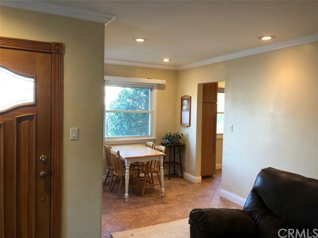 Property Photo:  1710 Speyer Lane  CA 90278 