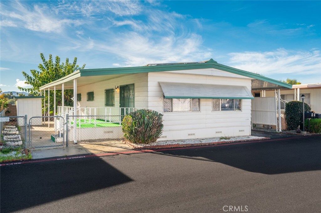 Property Photo:  1455 S State Street 190  CA 92543 