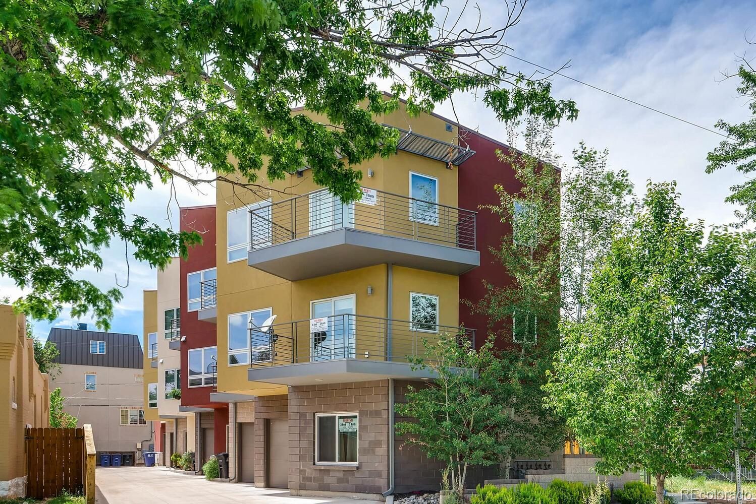 Property Photo:  945 S Washington Street  CO 80209