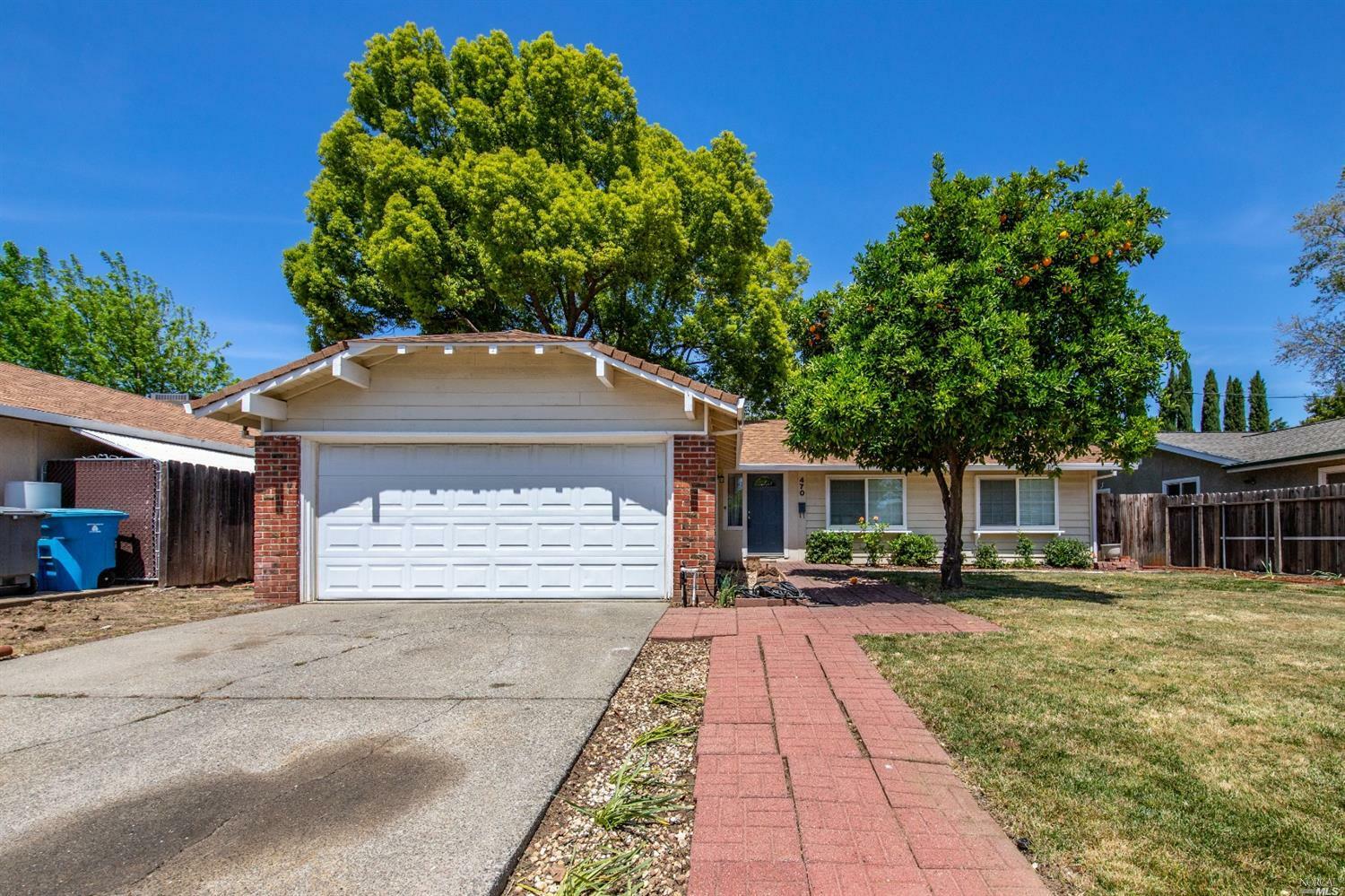 Property Photo:  470 Cottonwood Street  CA 95688 