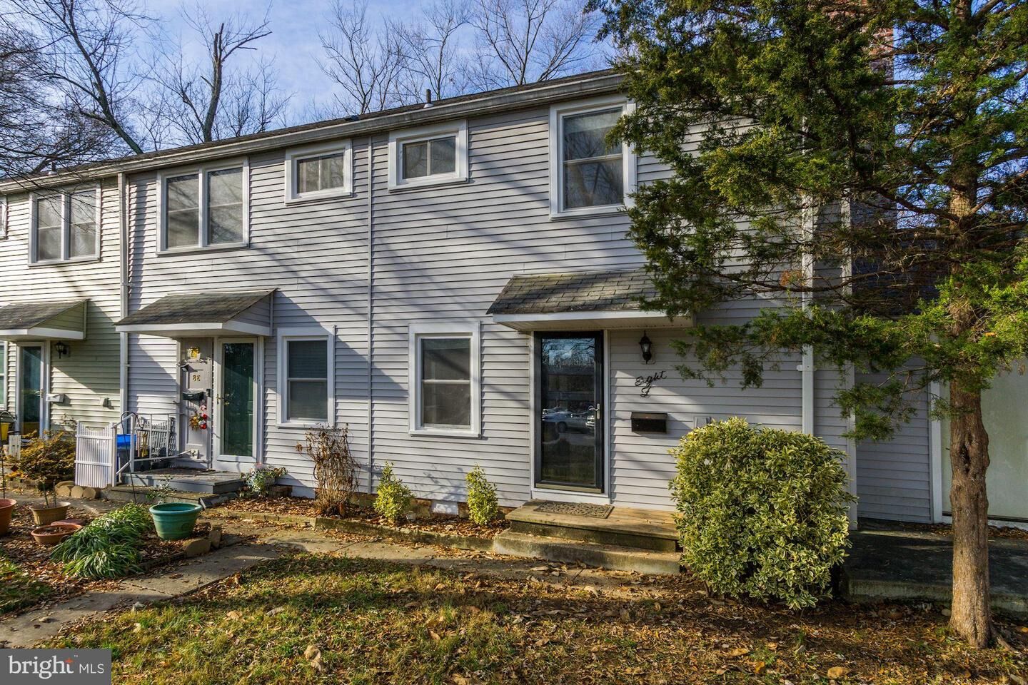 Property Photo:  8 Southway F  MD 20770 