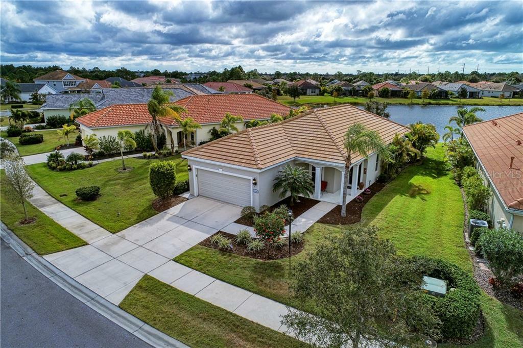 Property Photo: 21097 Anclote Court FL 34293