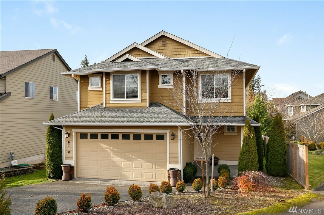 Property Photo:  16310 SE 261st Ct  WA 98042 