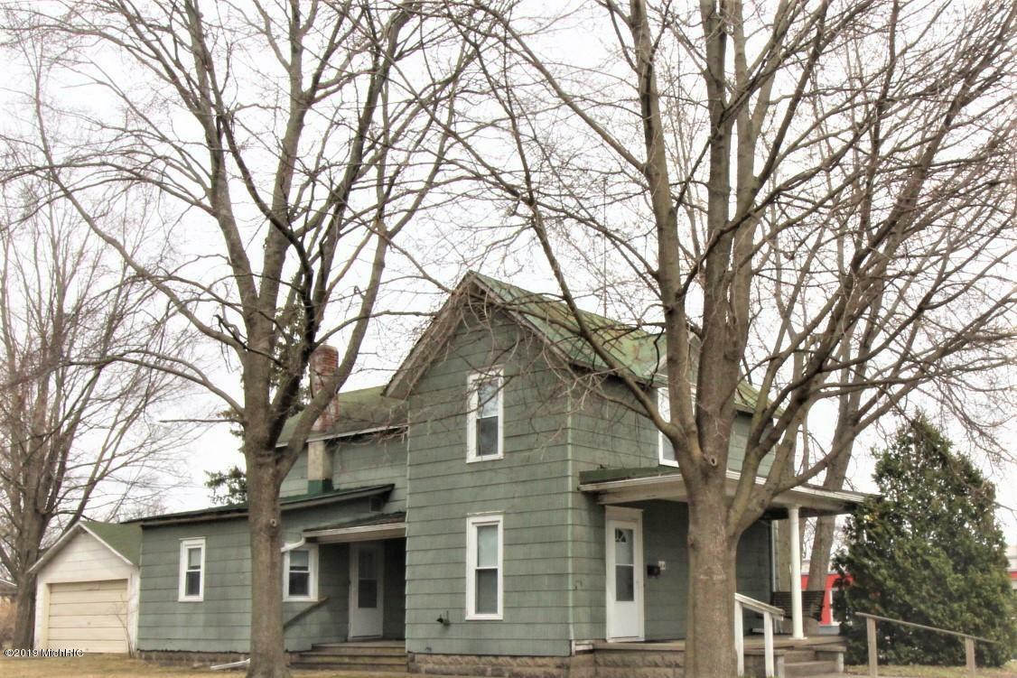 Property Photo:  104 W Bridge Street  MI 49307 