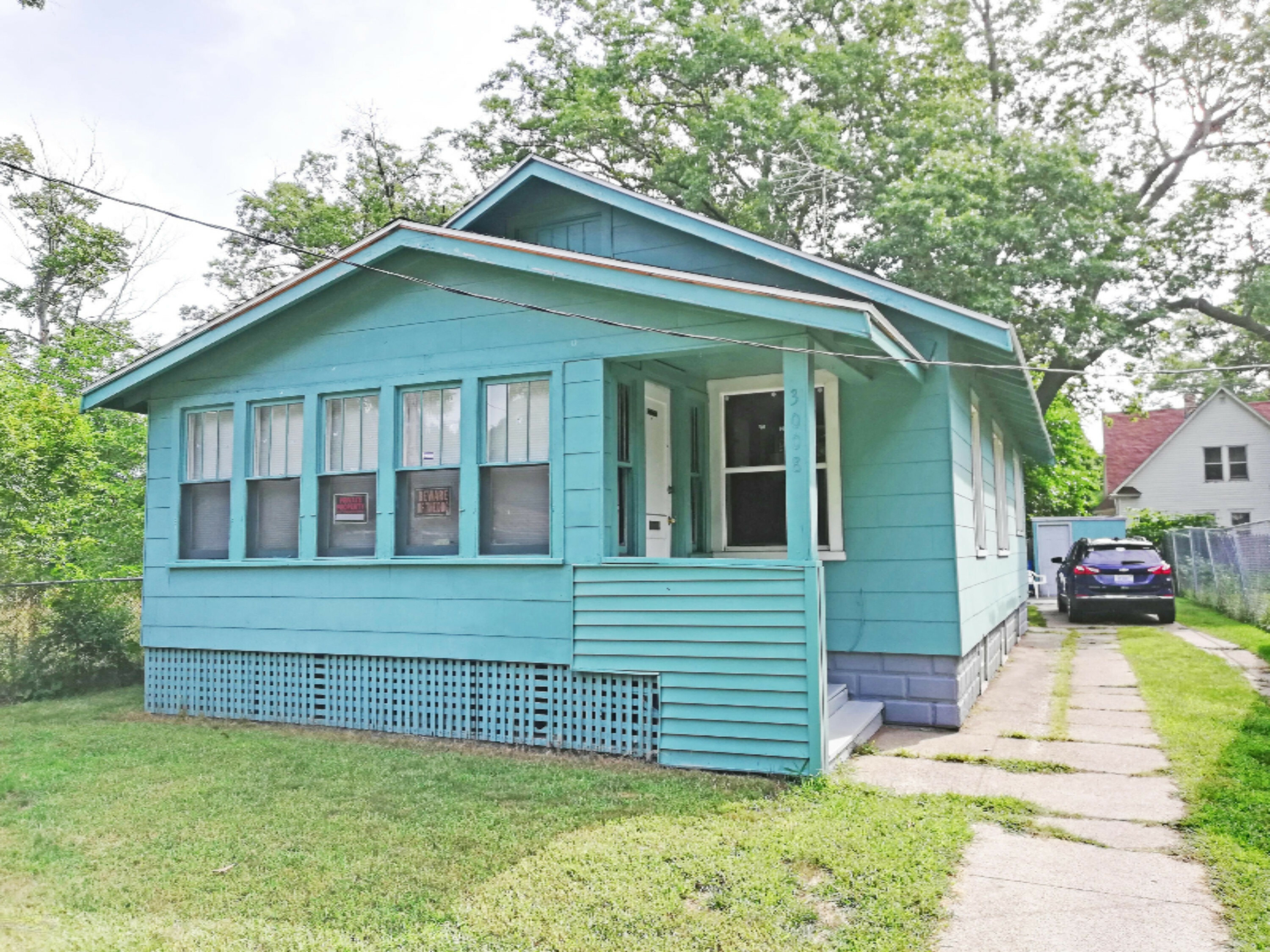 Property Photo:  3008 Highland Street  MI 49444 