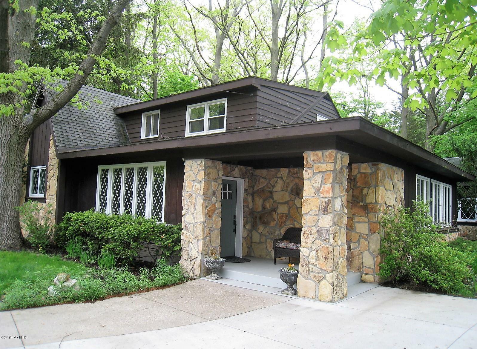 Property Photo: 5182 Lake Harbor Road MI 49441