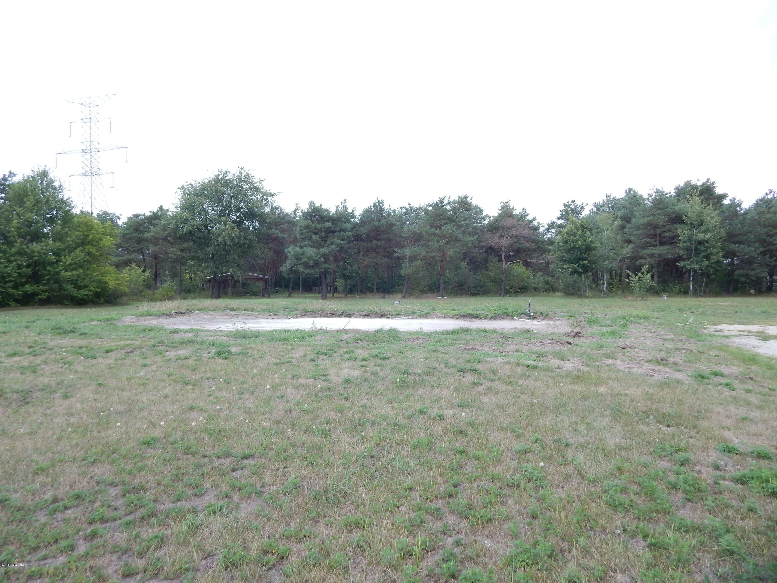 Property Photo: 11010 E Apple Avenue MI 49451