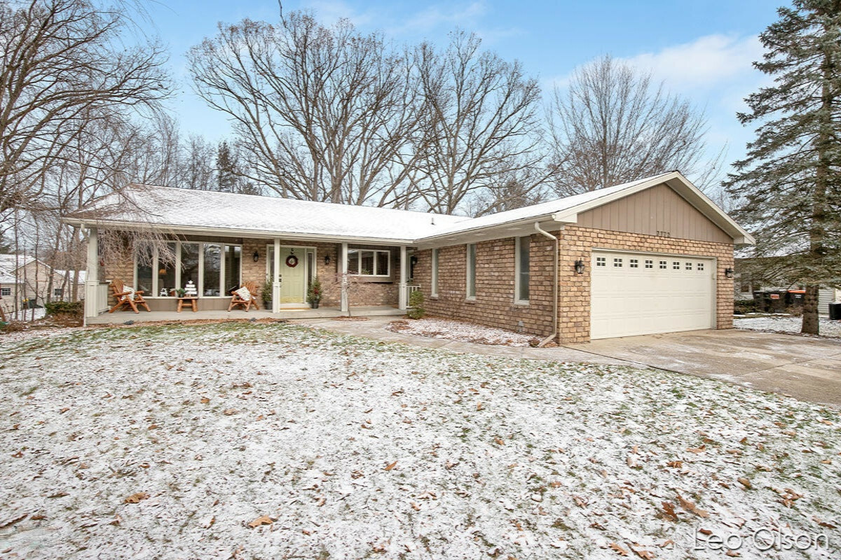 Property Photo:  7772 Hidden Ridge Court  MI 49426 