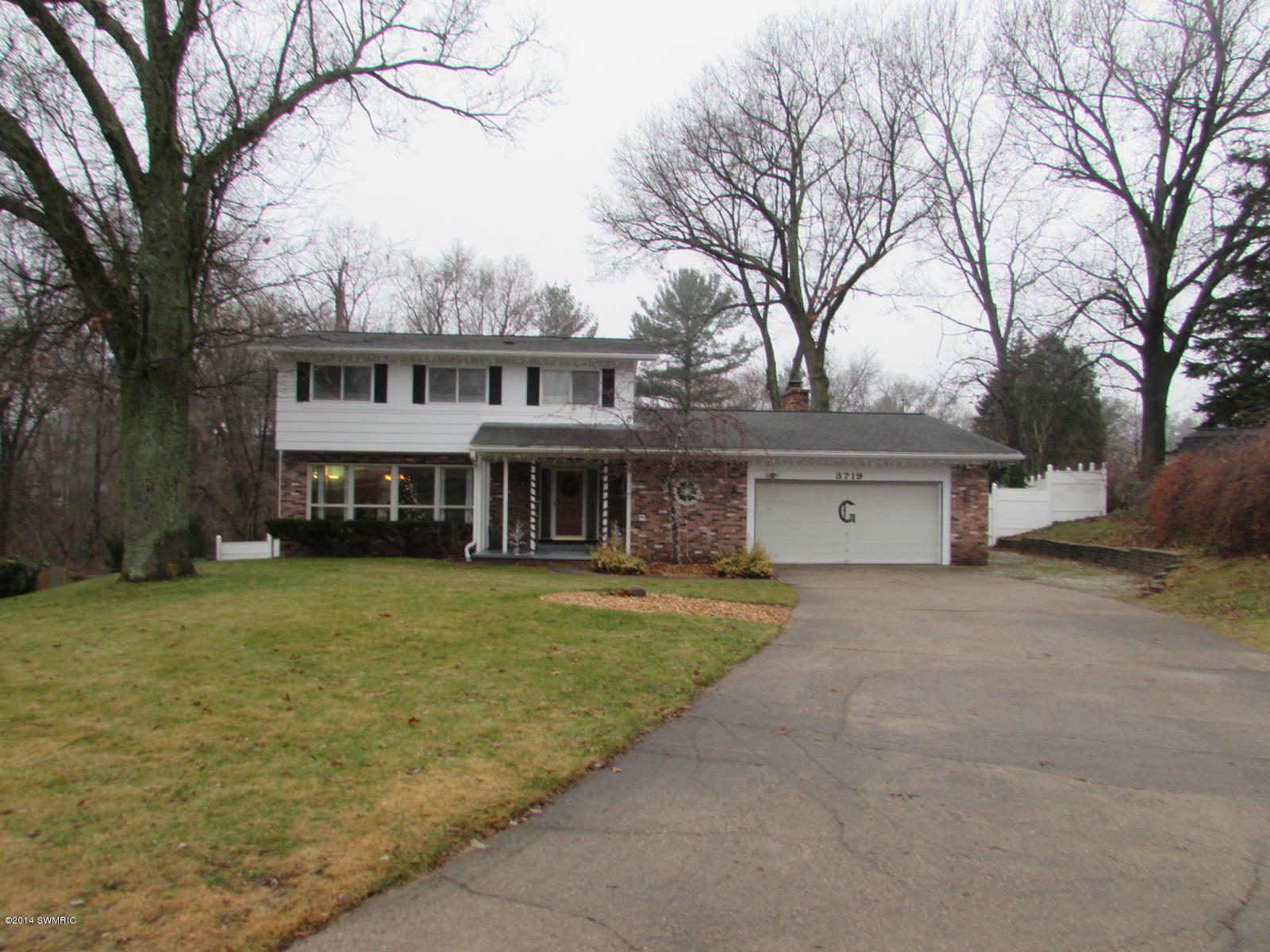 Property Photo:  3719 South Court  MI 49444 