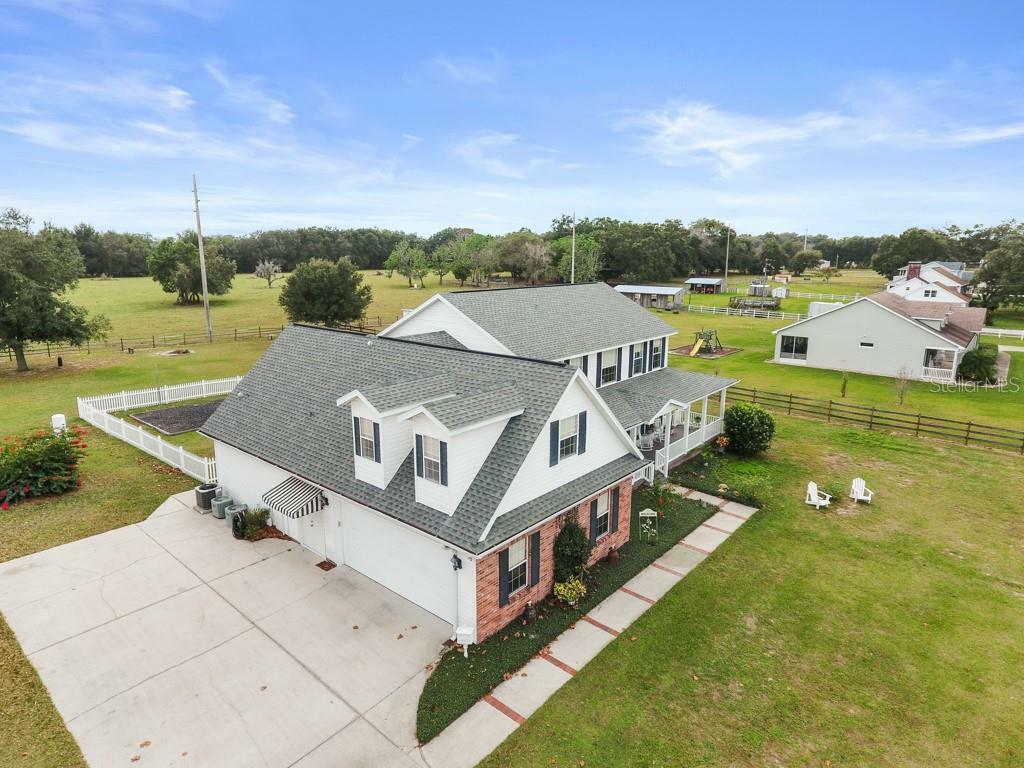 Property Photo: 2603 Crosby Road FL 33594