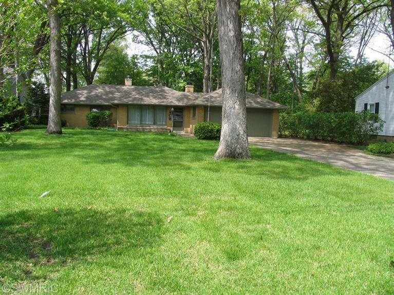 Property Photo: 409 Fourth Avenue MI 49424