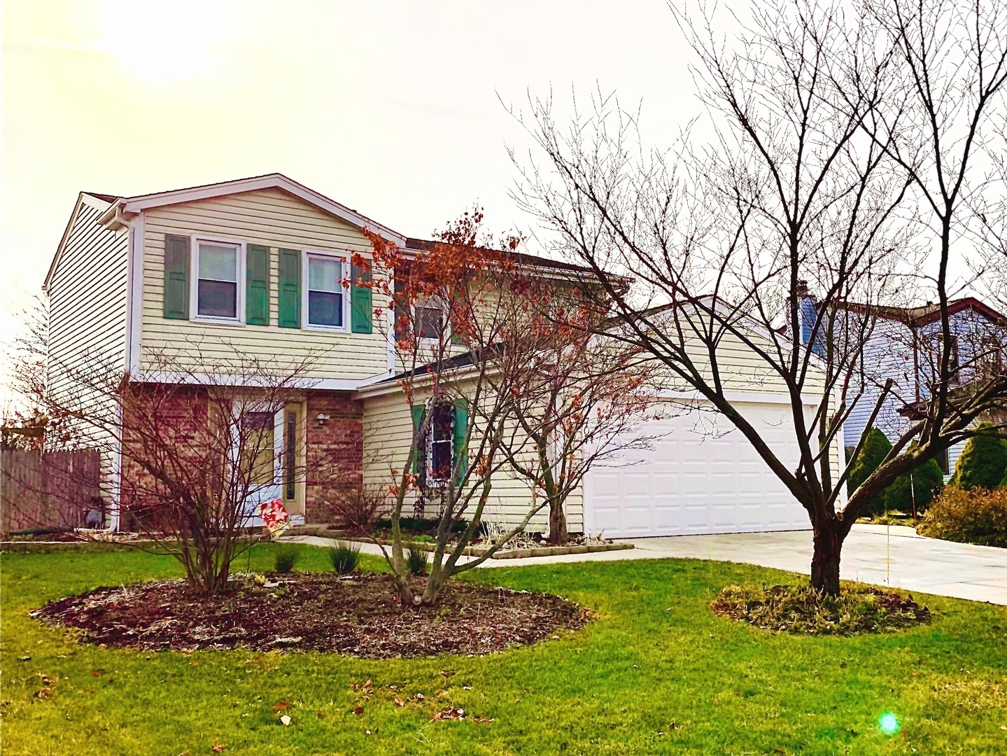 Property Photo: 707 Cimarron Drive IL 60188