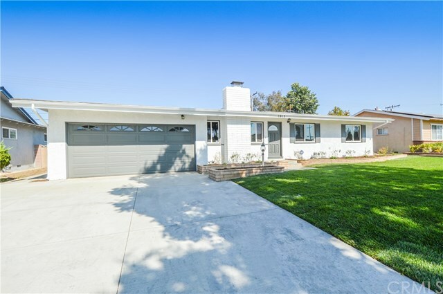 Property Photo:  1913 W Harriet Lane  CA 92804 