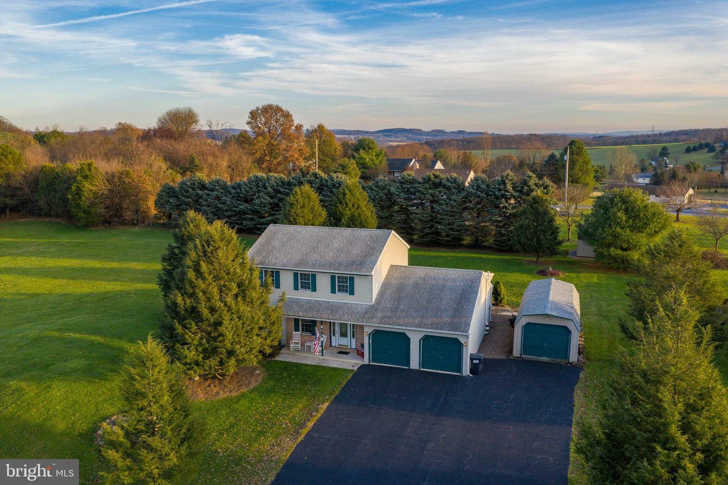 Property Photo:  36 Daniel Drive  PA 19541 