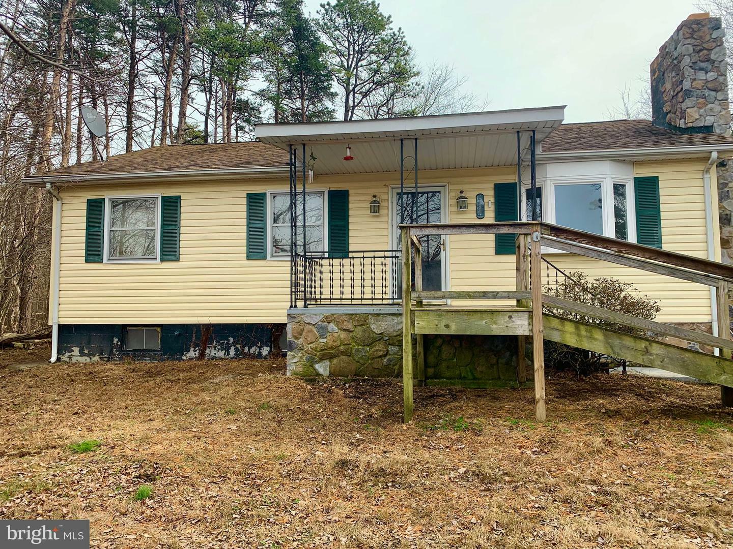 Property Photo: 335 Whipporwill Lane VA 22625
