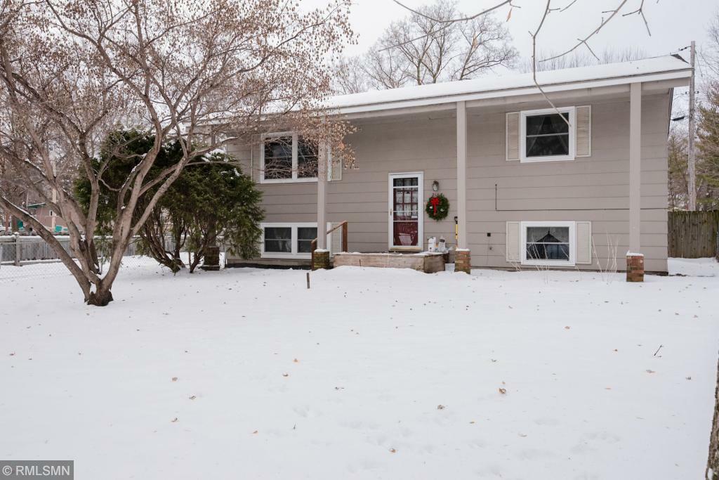 Property Photo:  2108 Belmont Lane  MN 55364 