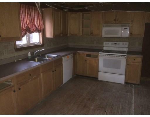 Property Photo: 2 Maryane Way MA 01529
