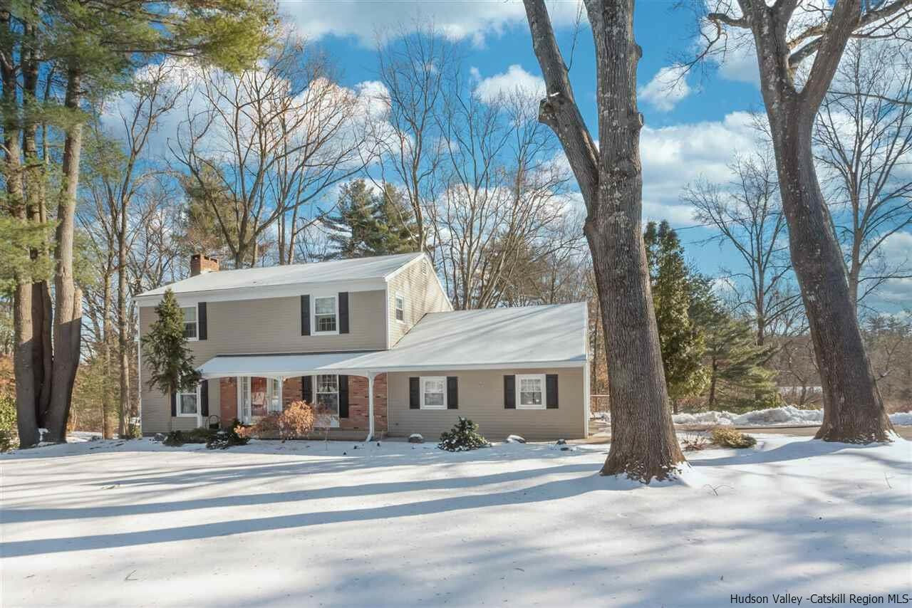 Property Photo:  175 Edgewood  NY 12443 