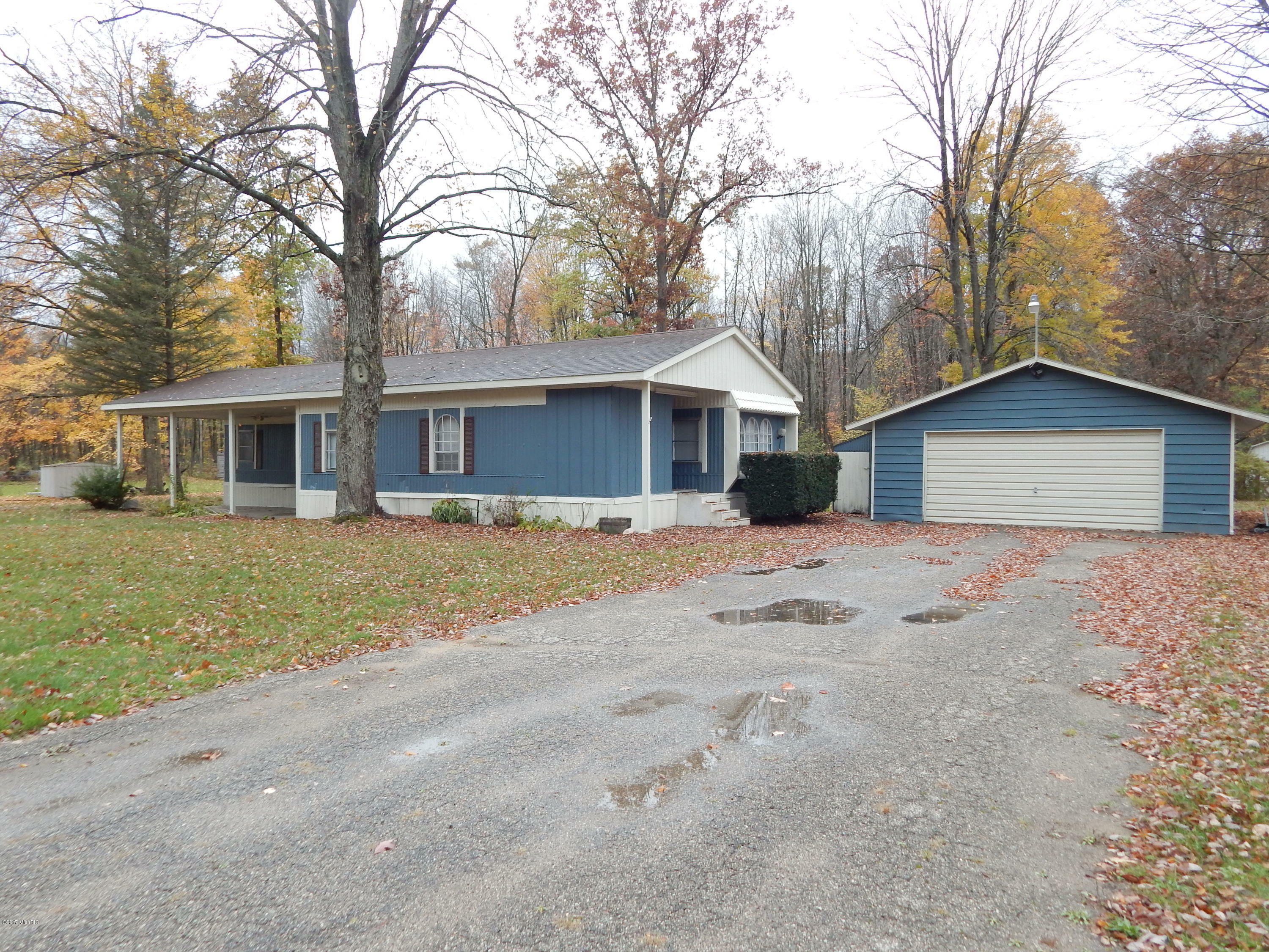 Property Photo:  13875 Long Lake Drive  MI 49345 