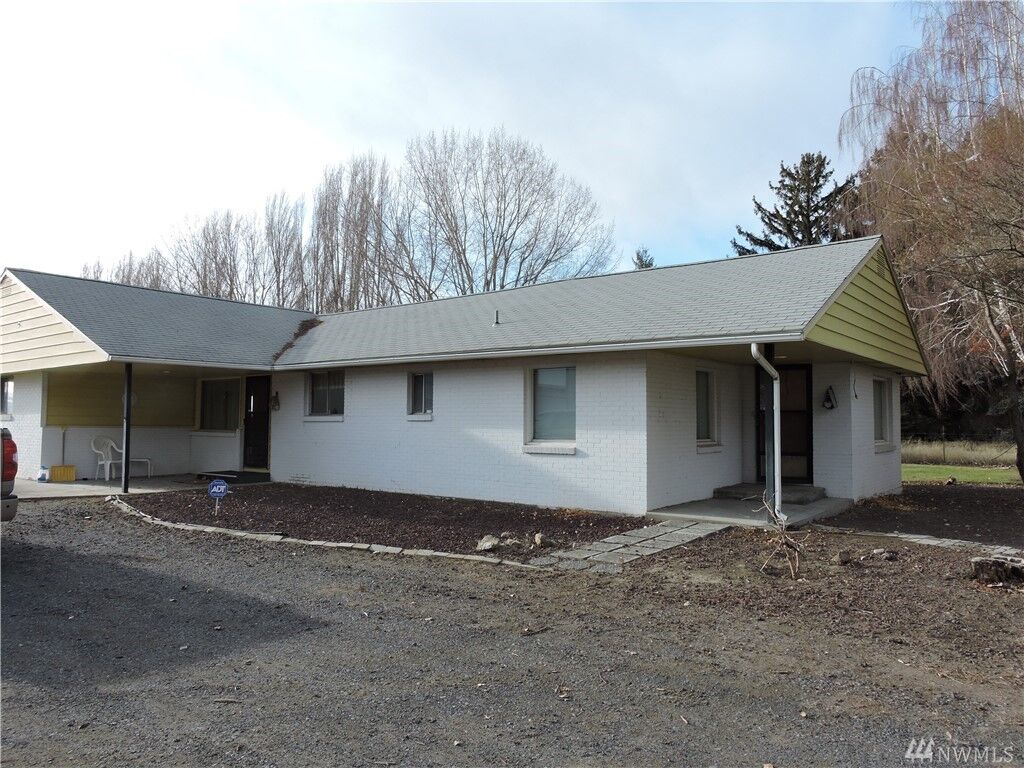 Home for sale in Quincy 16223 Rd 9 NW, Quincy, WA 98848
