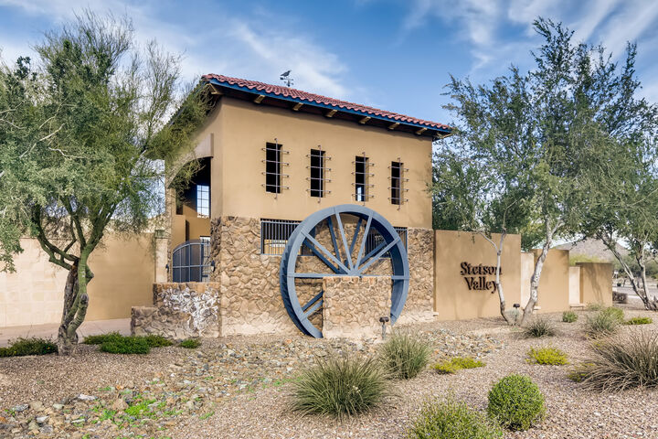 Property Photo:  26421 N Babbling Brook Drive  AZ 85083 