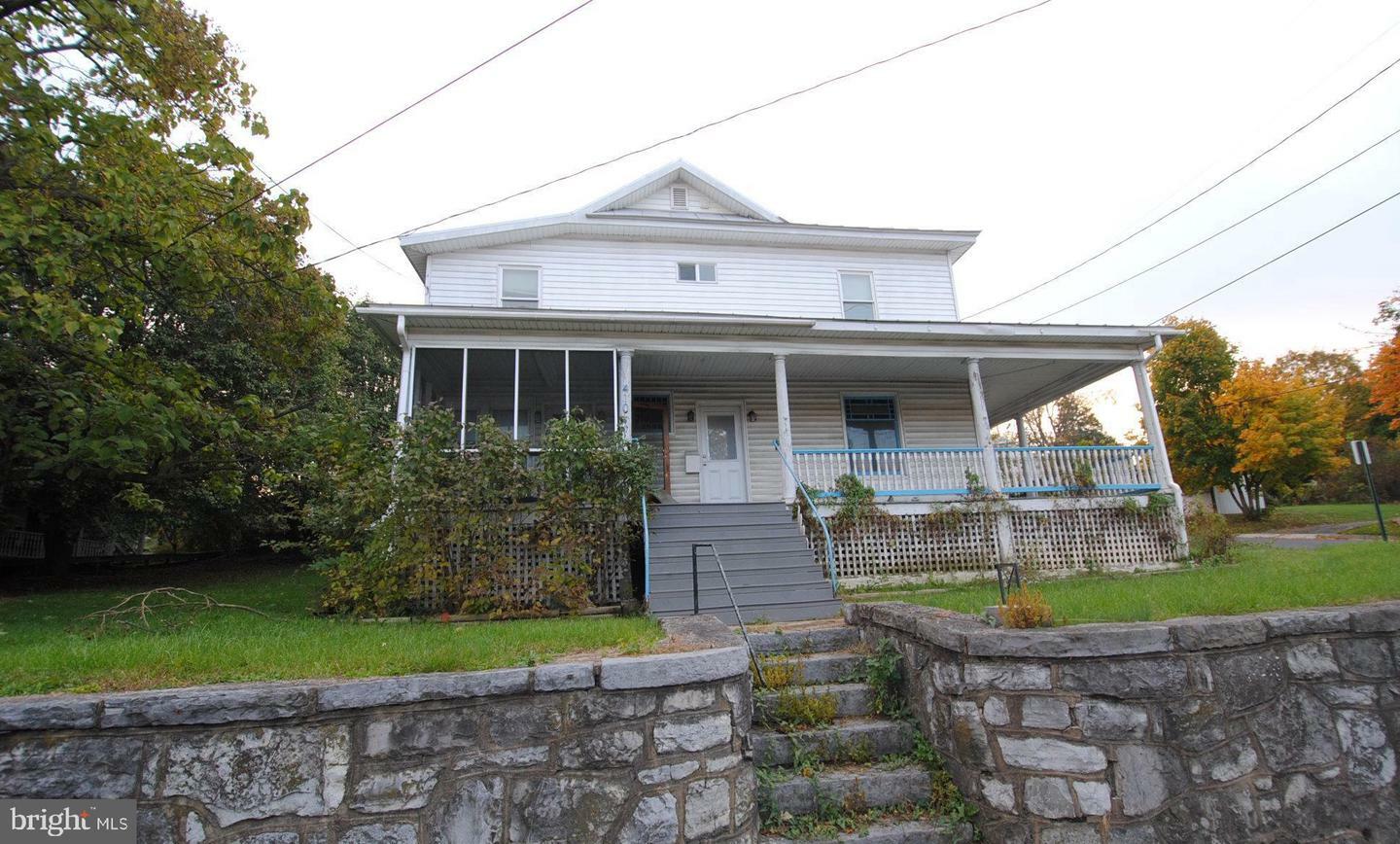 Property Photo:  410 N Massanutten Street  VA 22657 