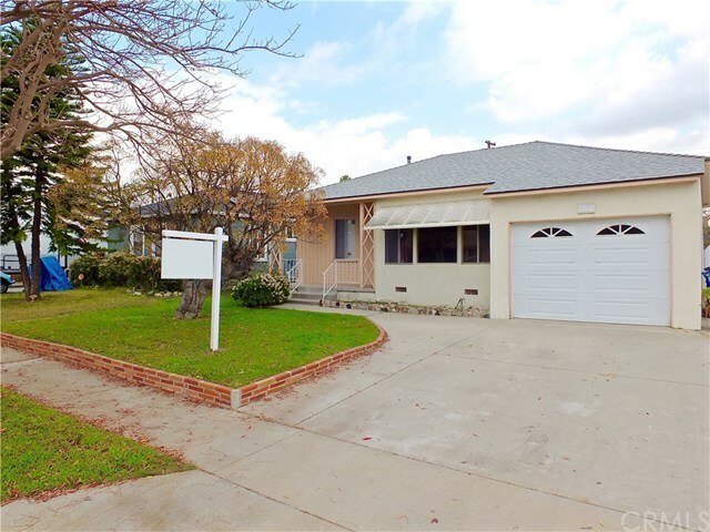 Property Photo: 4958 Hersholt Avenue CA 90712