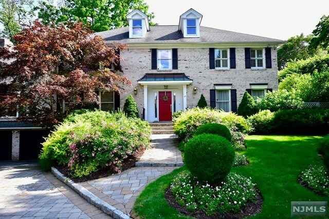 12 Littlefield Court  Haworth NJ 07641 photo