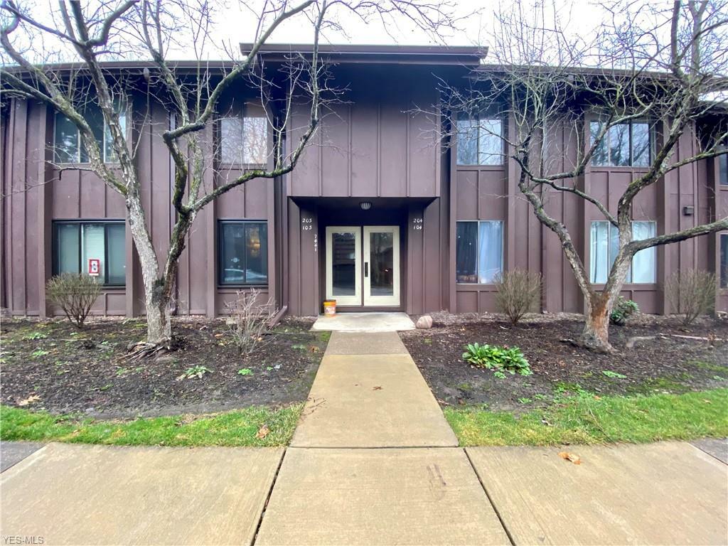 Property Photo: 7441 Millrace Lane 204 OH 44067