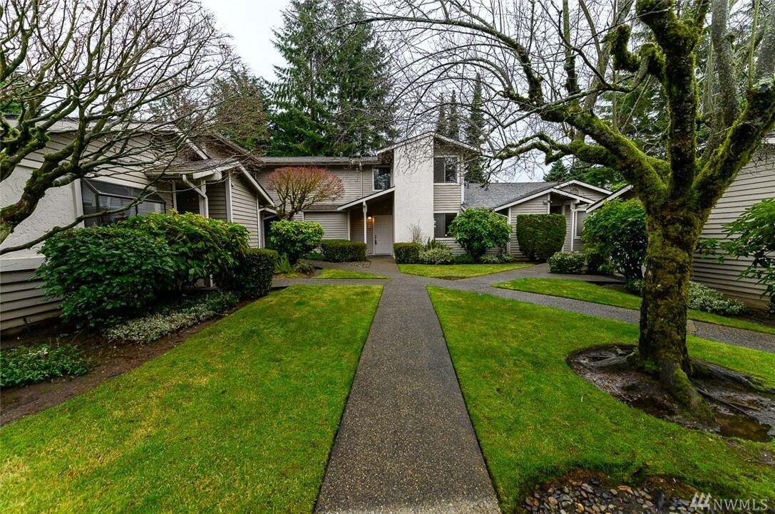 Property Photo: 31738 49th Lane SW C WA 98023