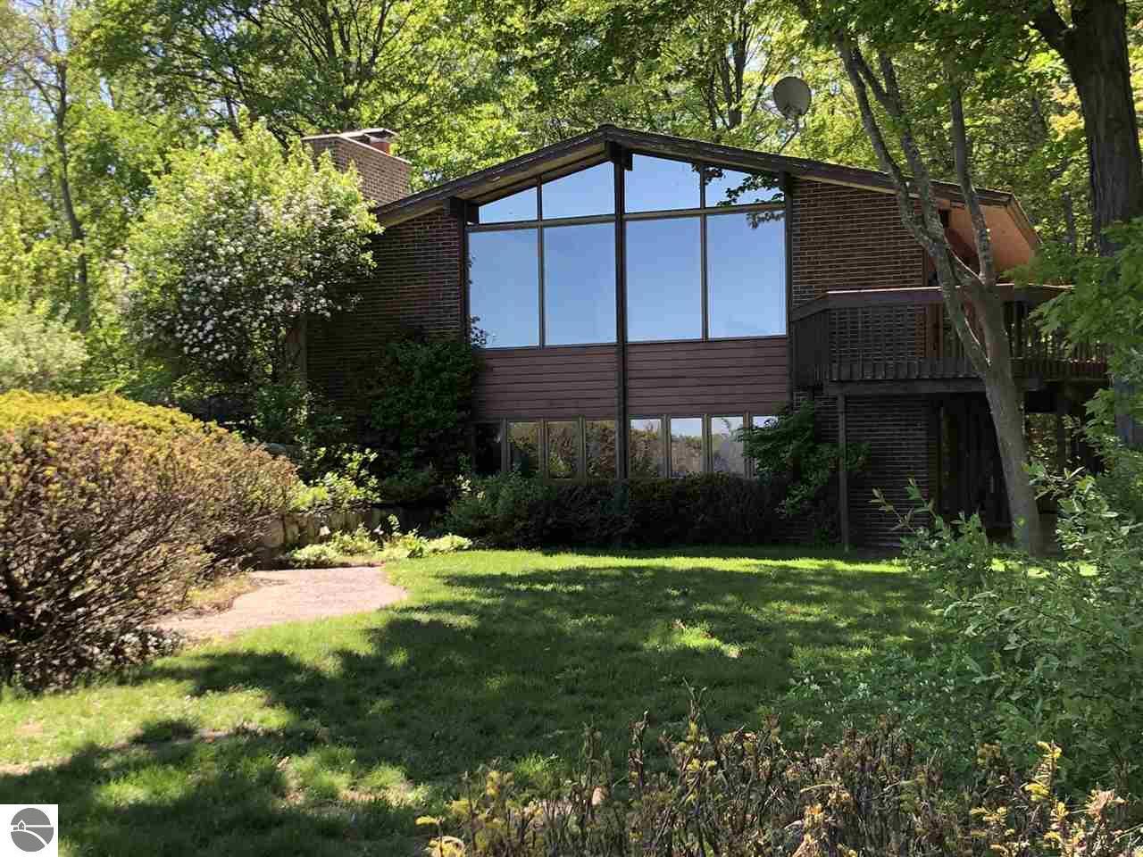9740 E Avondale Lane  Traverse City MI 49684 photo