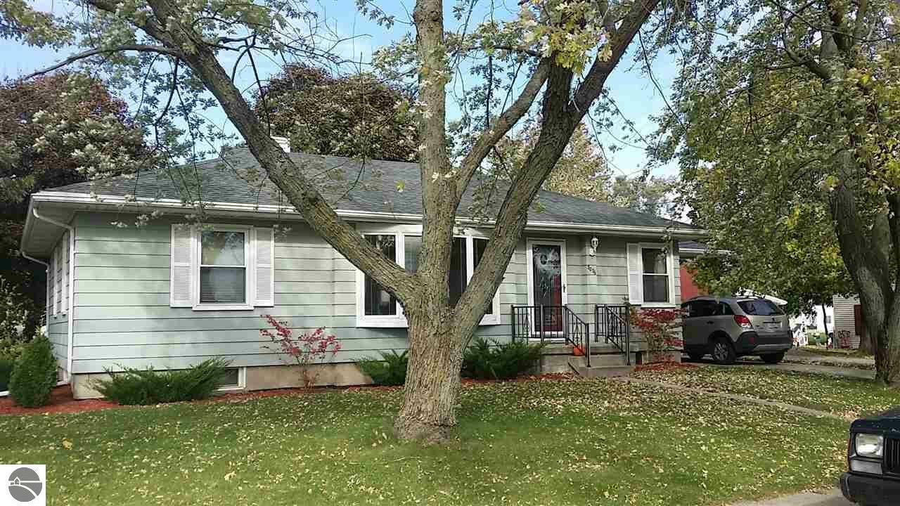 Property Photo:  3076 W Beal City Road  MI 48893 