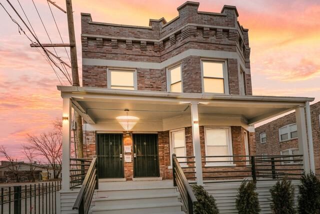 Property Photo: 4815 West Quincy Street IL 60644